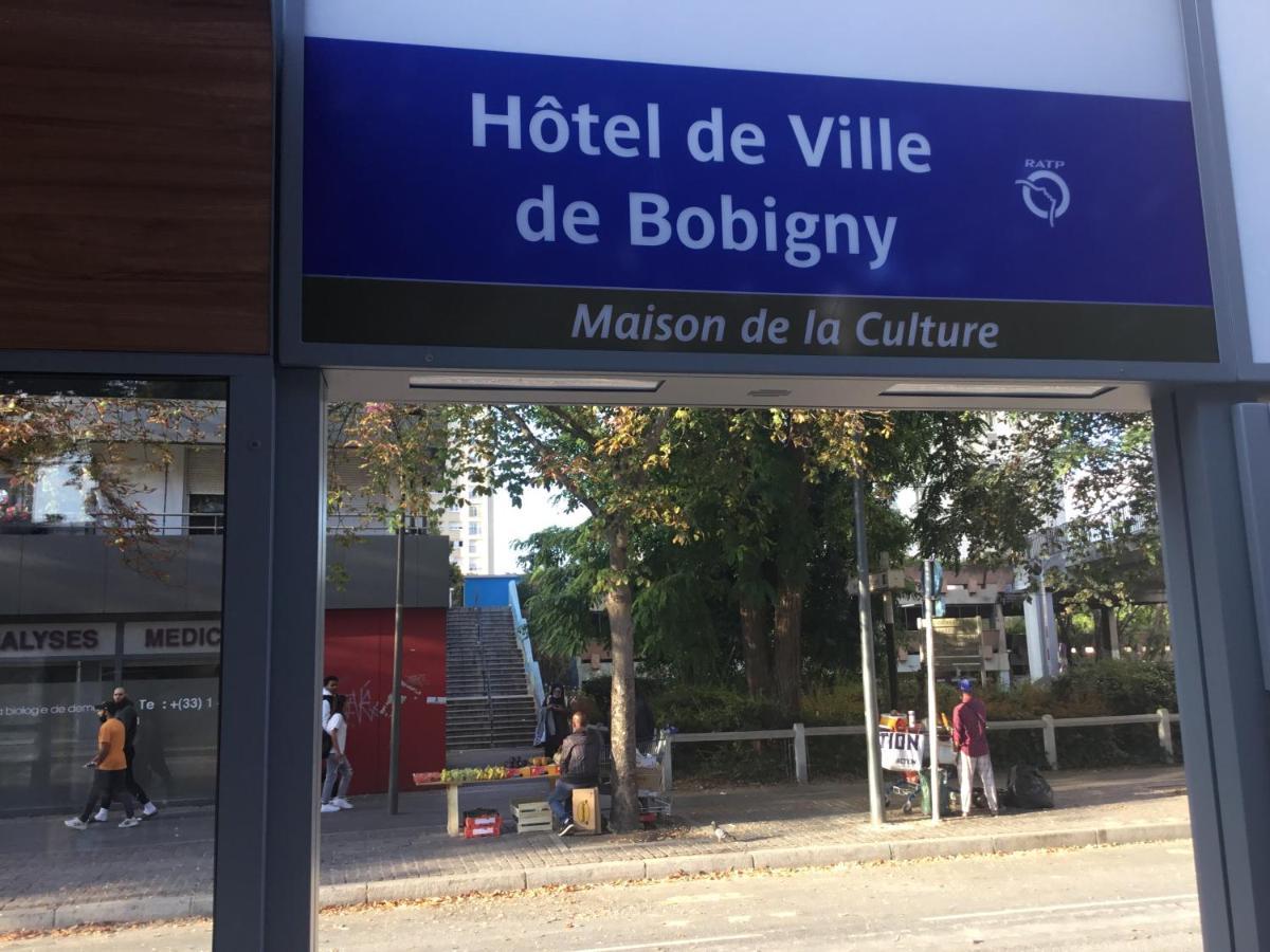 Just For Sleep - Parisian Male Dorm Room -Daily Stays 8Pm To 10Am- Contact Booking Message On The Arrival- Pas D'Appel Phone Бобини Екстериор снимка